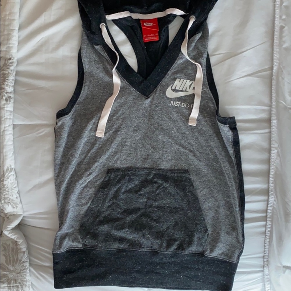 Nike Razorback Sleeveless Hoodie
